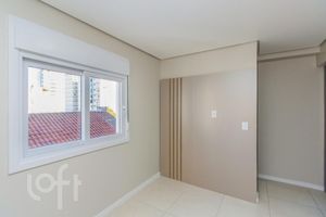 Image 10 - 925833
