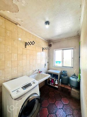 Image 18 - 925840