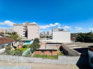 Image 6 - 925840