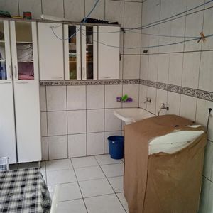 Image 7 - 925843