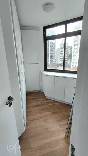 Image 21 - 925866
