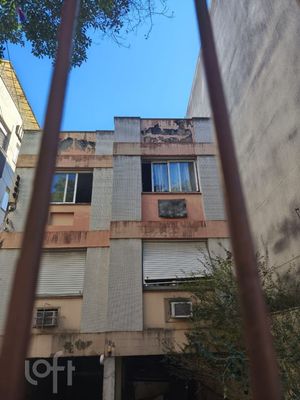 Image 1 - 925882