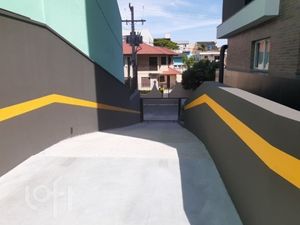 Image 34 - 925890