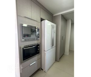 Image 3 - 925890