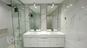 Image 9 - 925893