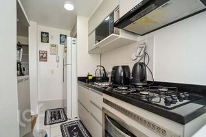 Image 4 - 925903