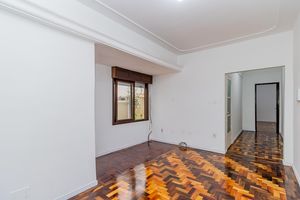 Image 4 - 925907