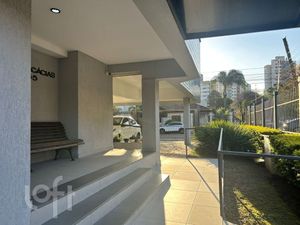 Image 11 - 925912
