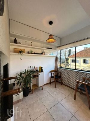 Image 1 - 925912