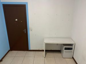 Image 1 - 925930
