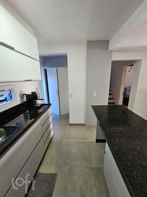 Image 11 - 925952
