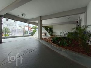 Image 17 - 925956