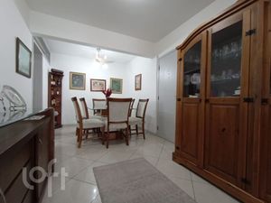 Image 9 - 925956