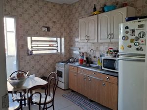 Image 10 - 925960