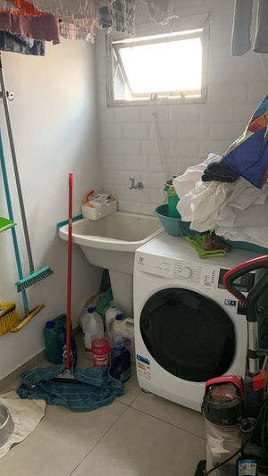Image 3 - 925961