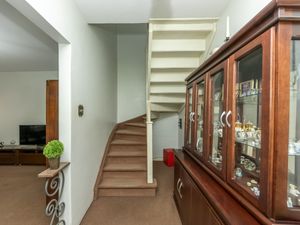 Image 8 - 925968
