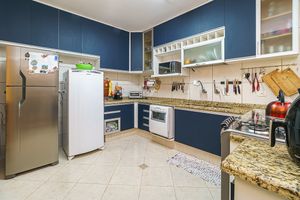 Image 13 - 925971