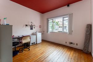 Image 17 - 925972