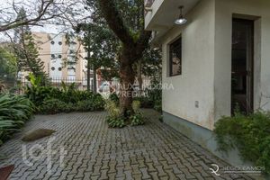 Image 50 - 926002