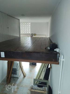 Image 26 - 926005