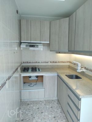 Image 33 - 926005