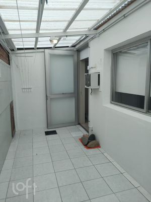 Image 31 - 926005