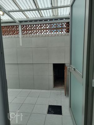 Image 7 - 926005