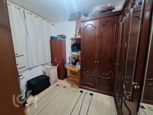 Image 10 - 926018