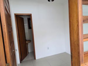 Image 7 - 926023