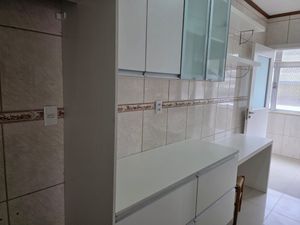 Image 4 - 926023