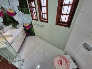 Image 17 - 926040
