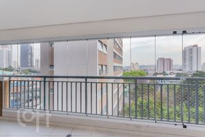 Image 17 - 926044