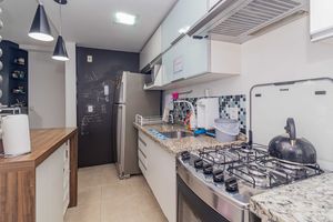 Image 24 - 926057