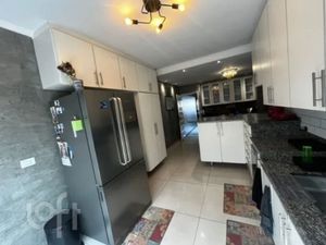Image 4 - 926095