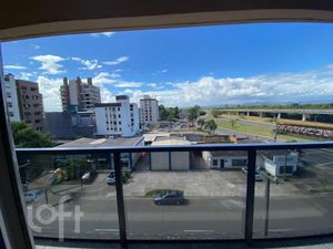 Image 11 - 926126