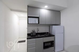 Image 4 - 926149