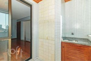 Image 3 - 926195