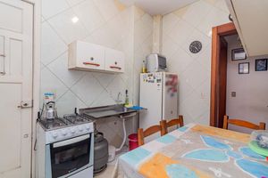 Image 9 - 926227