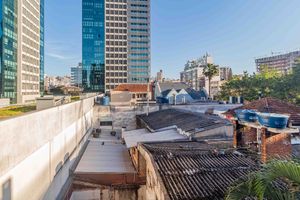 Image 27 - 926227