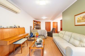 Image 6 - 926229