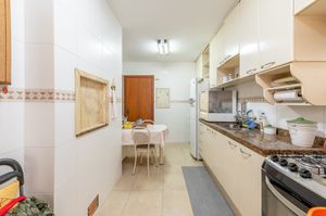 Image 23 - 926229