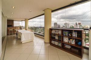 Image 20 - 926231
