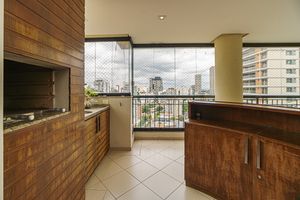 Image 31 - 926231