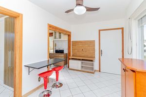 Image 3 - 926232