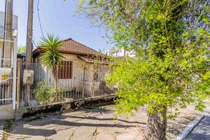 Image 30 - 926242