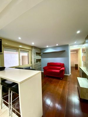 Image 15 - 926256