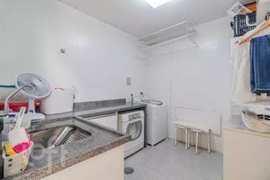 Image 30 - 926274