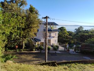 Image 27 - 926297