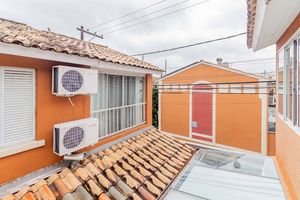 Image 16 - 926318