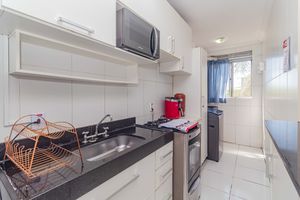 Image 18 - 926350